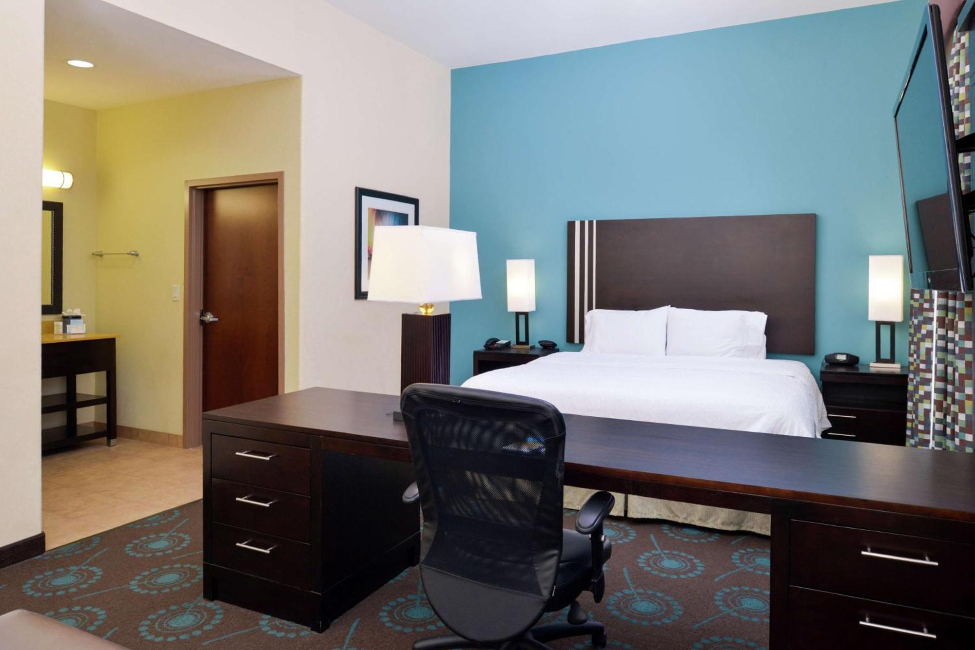 Hampton Inn Beeville Exterior photo